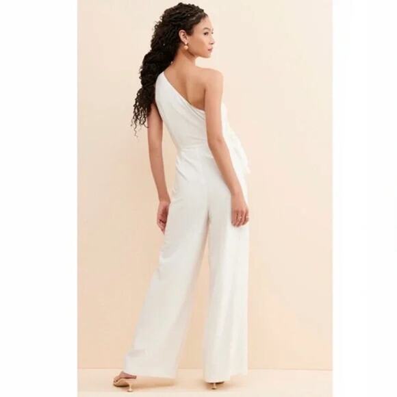 C/MEO Collective Show Them the Shoulder Jumpsuit Ivory Size S - Picture 2 of 7